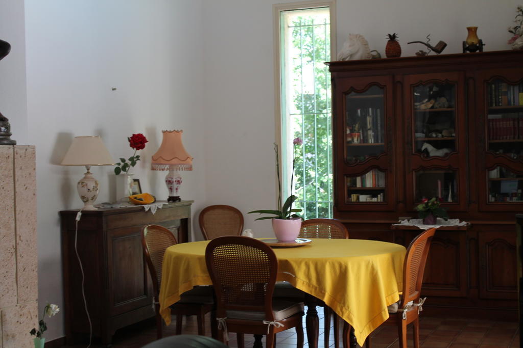 L'Ecrin D'Osely Bed & Breakfast ลูเดฟ ภายนอก รูปภาพ