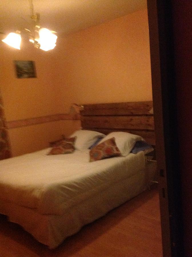 L'Ecrin D'Osely Bed & Breakfast ลูเดฟ ภายนอก รูปภาพ